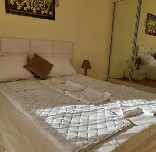 Sunrise 2 Bedrooms Lejlighed Obzor